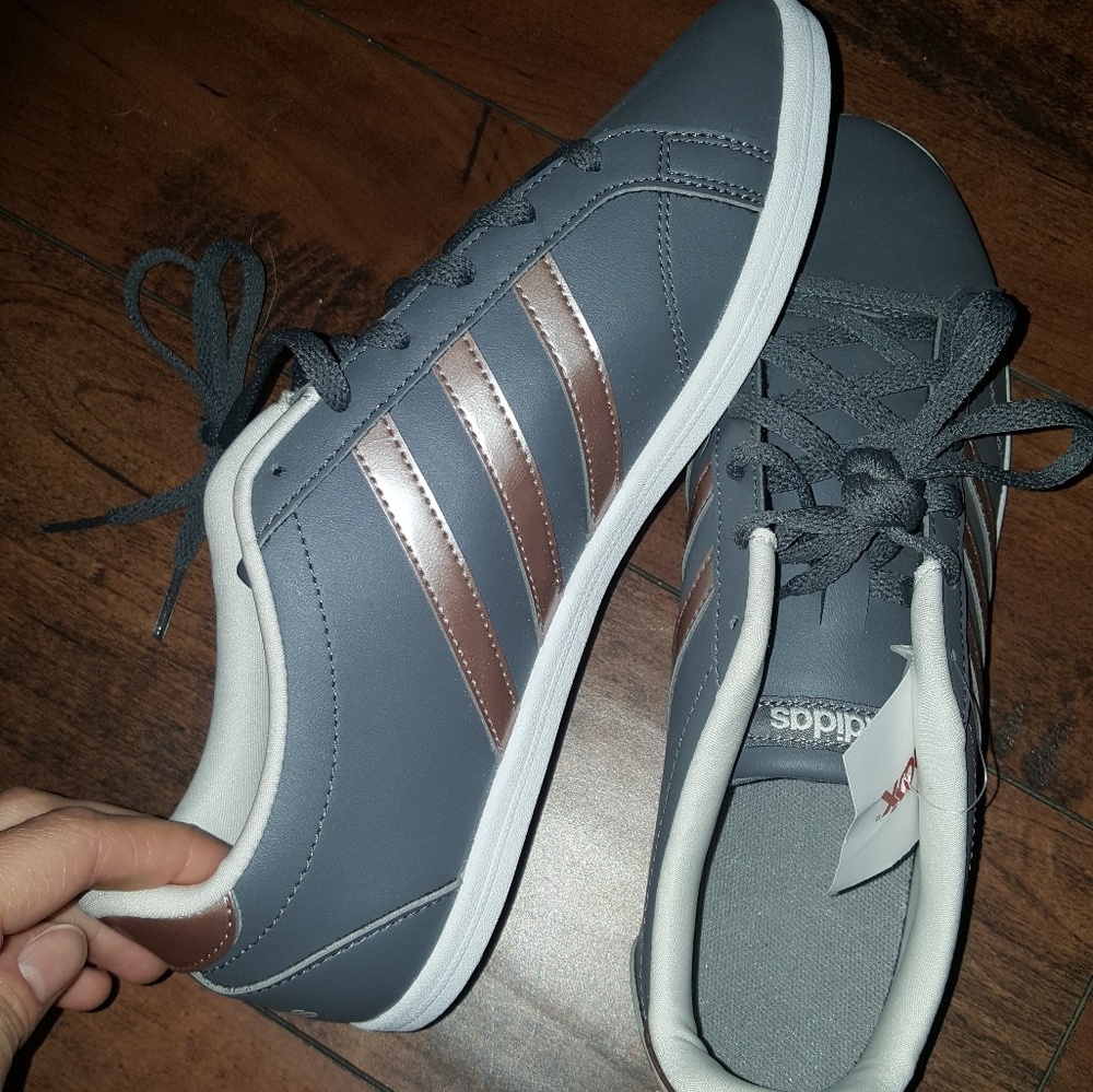 Adidas tennis shoes
